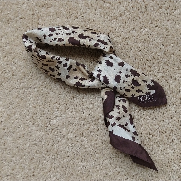 BCBG Max Azria silk scarf - Picture 3 of 4